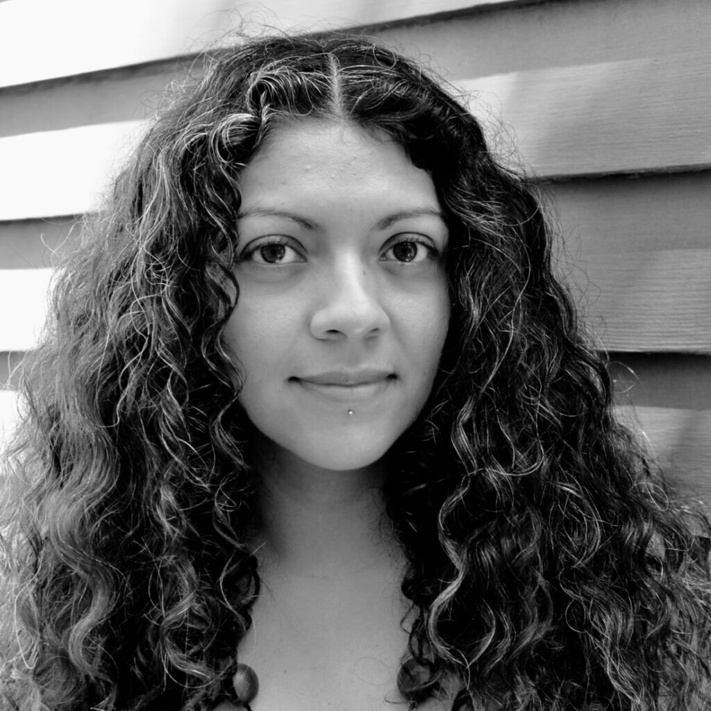 Headshot of Ana Hernandez