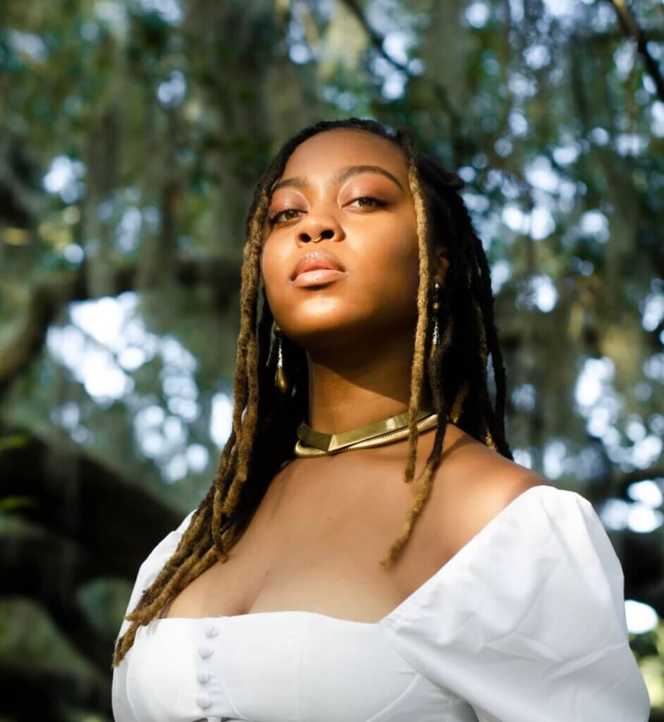 Headshot of Zandashé Brown